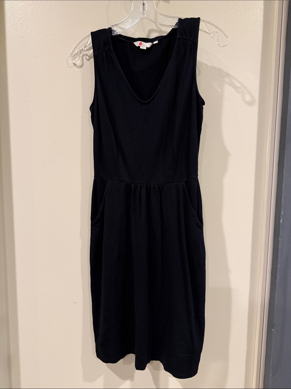 Boden Black Sleeveless V-Neck Women’s Dress